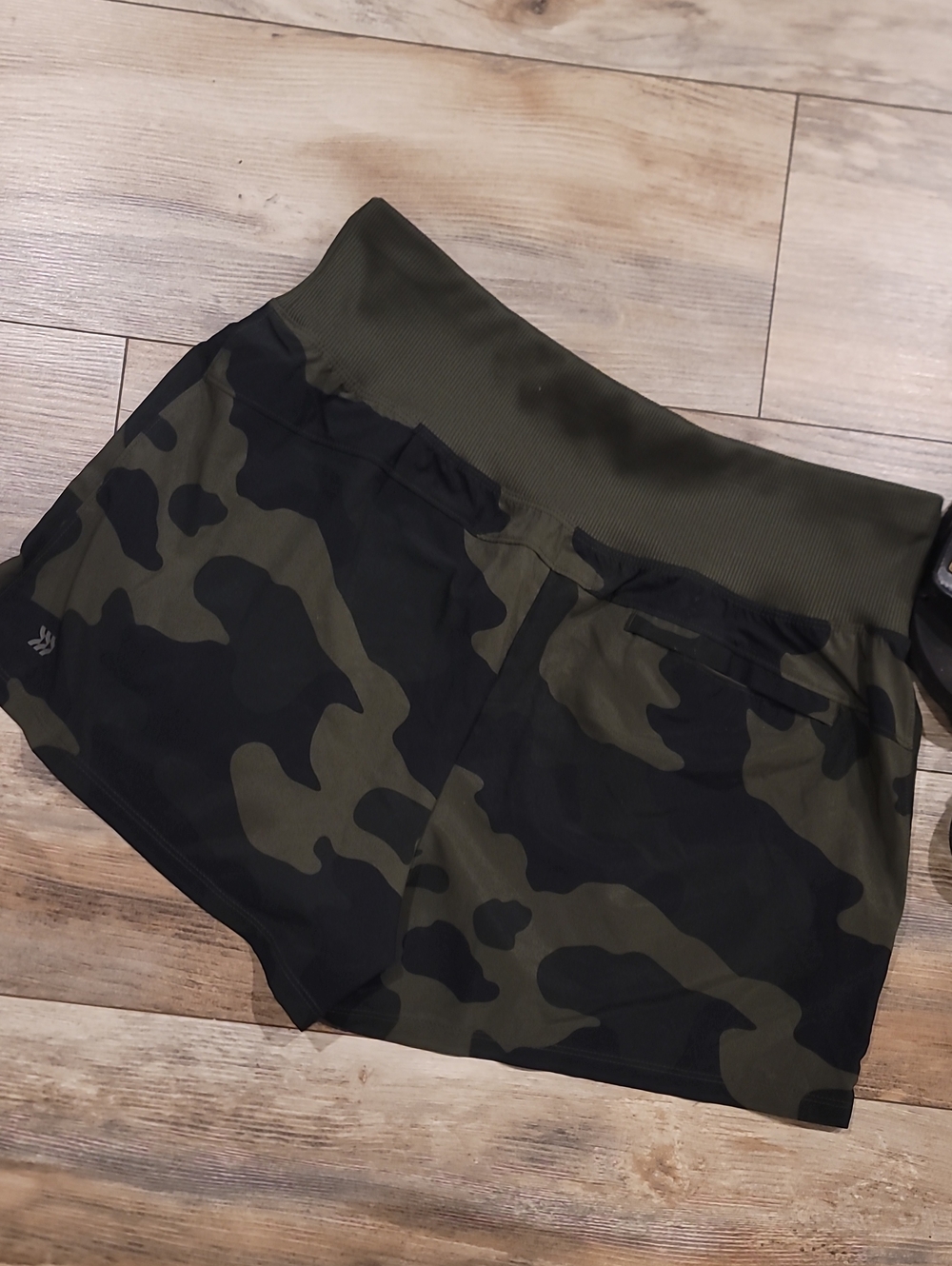 Super Cute Camo Shorts - Picture 5 of 5